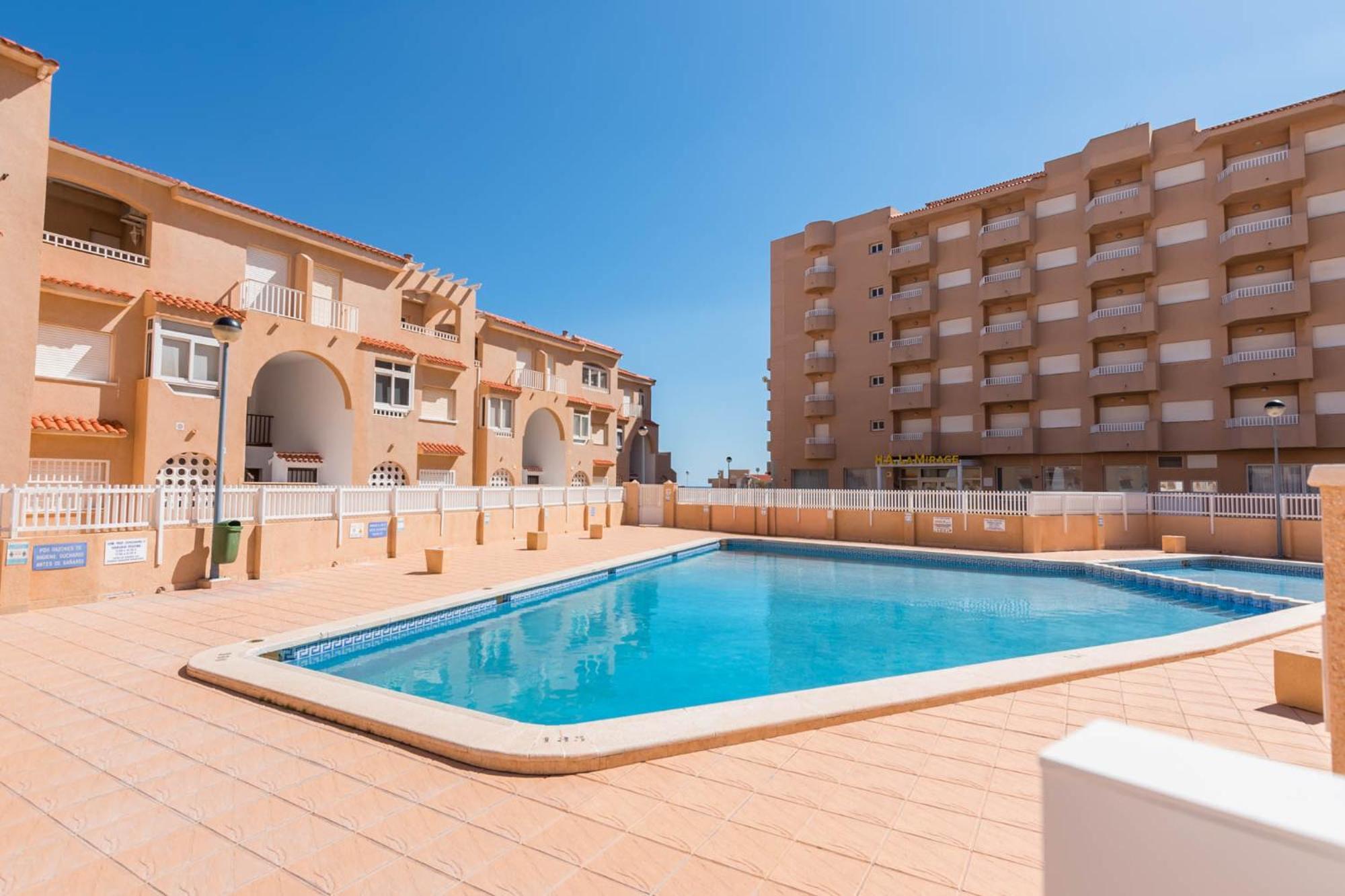 Appartamento Urbanizacion Copacabana - La Manga Del Mar Menor Km2 - Vistas A Mediterraneo Dormitorio Doble Y Sofa-Cama Esterno foto